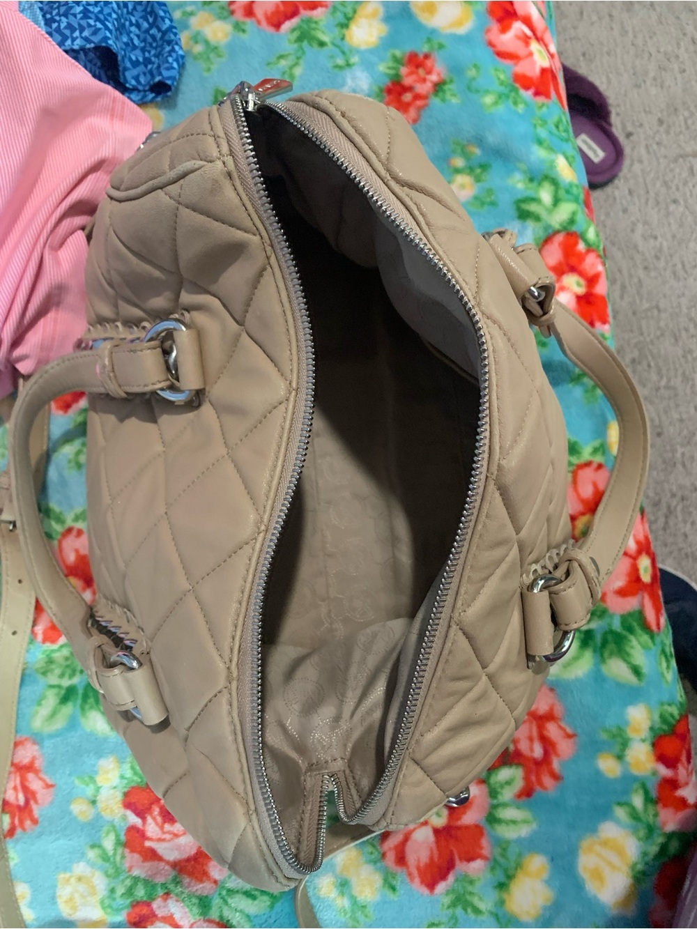 Michael Kors Susannah Beige Quilted Chain-Trim Shoulder Bag Crossbody TT10 - Picture 11 of 14